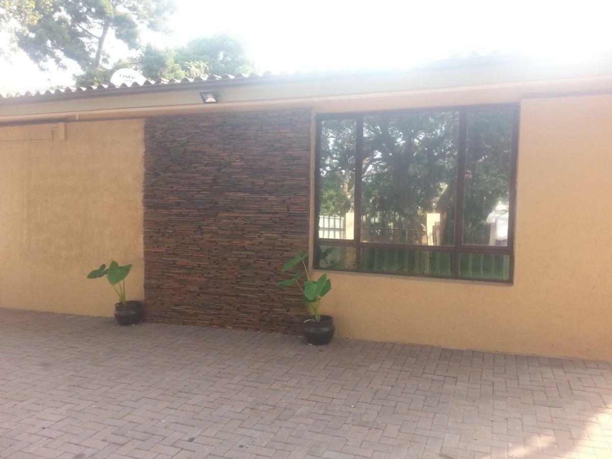 Zanevovo Hotel Scottburgh Exterior photo