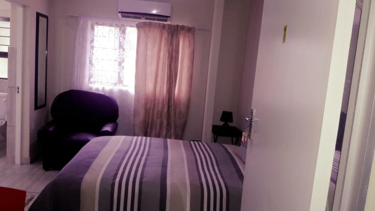 Zanevovo Hotel Scottburgh Exterior photo